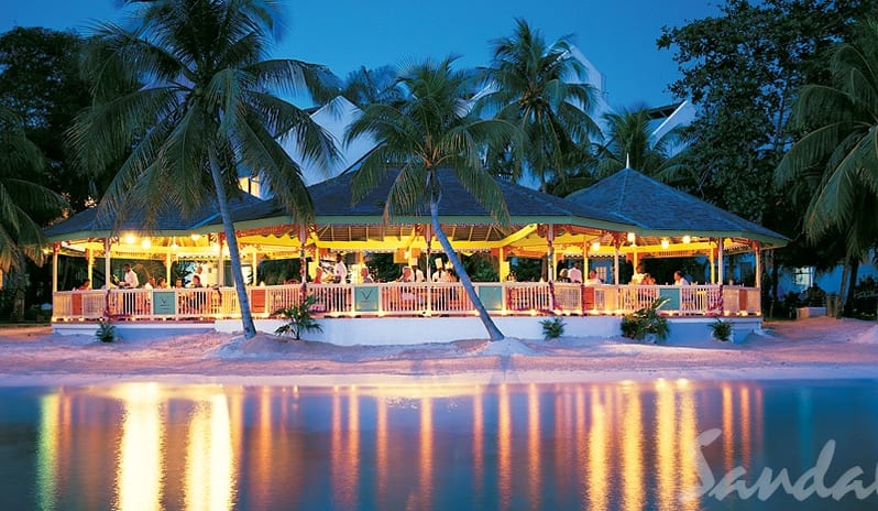 SANDALS NEGRIL - CUCINNO (2)